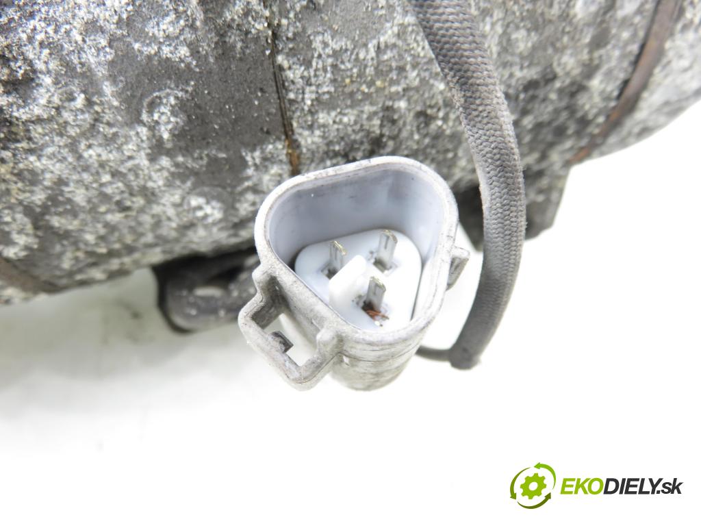 TOYOTA AVENSIS VERSO (_M2_) MINIVAN 2003 85,00 2.0 D (CLM20_) - 1CD-FTV 1995,00 KOMPRESOR: klimatizácie 4472204222 (Kompresor klimatizácie)