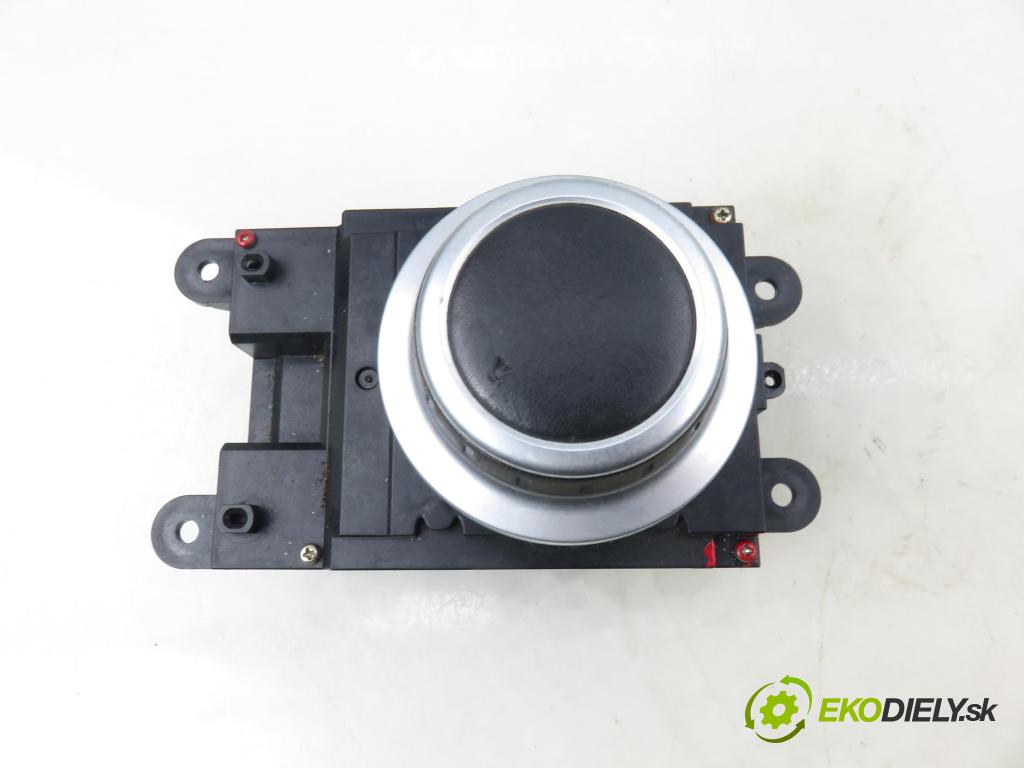 BMW 5 (E60) SEDAN 2005 0,00 530 d - M57 D30 (306D2) 2993,00 Panel ovládania IDRIVE 6941801