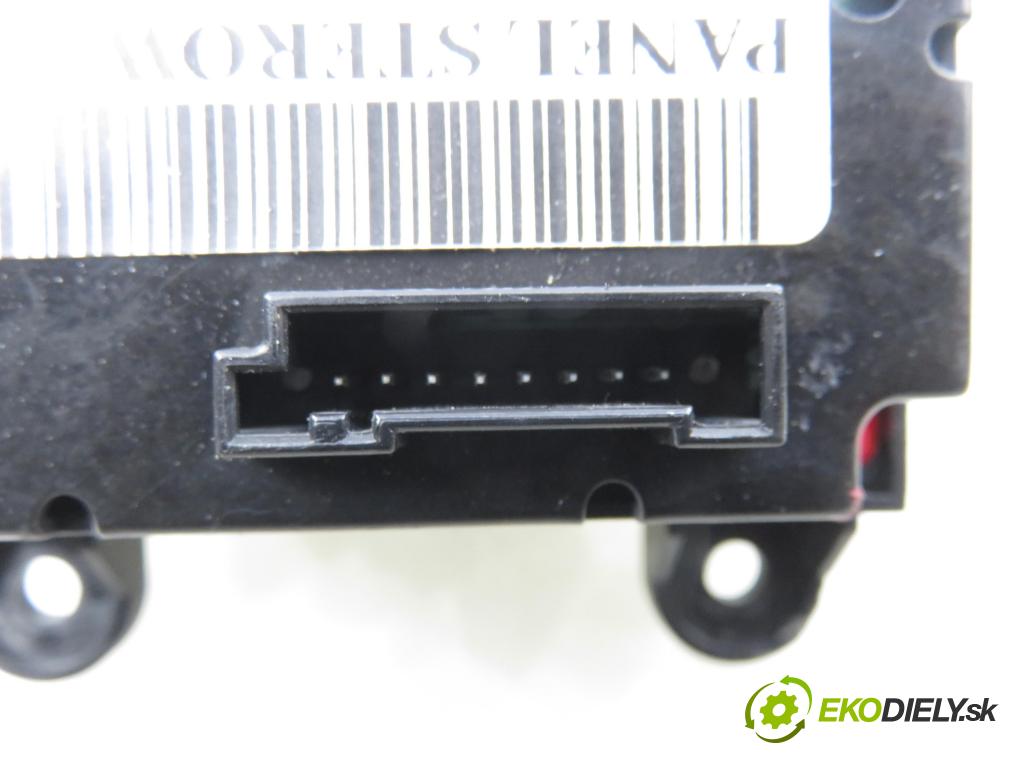 BMW 5 (E60) SEDAN 2005 0,00 530 d - M57 D30 (306D2) 2993,00 Panel ovládania IDRIVE 6941801