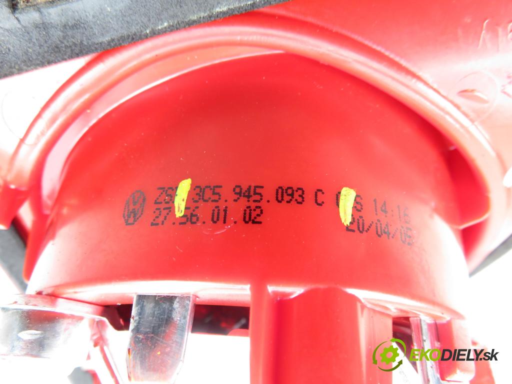 VW PASSAT B6 (3C2) SEDAN 2005 110,00 2.0 FSI - BLR 1984,00 Svetlo ľavé zadné kufor 3C5945093C