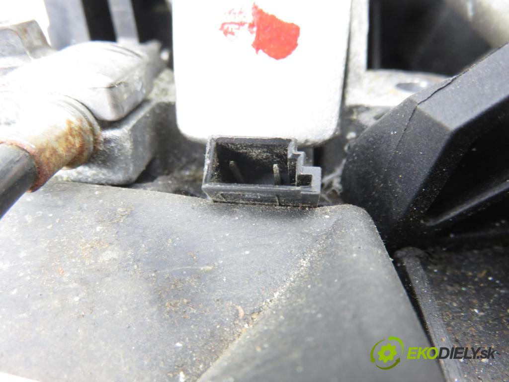 BMW 5 (E60) SEDAN 2005 0,00 530 d - M57 D30 (306D2) 2993,00 ZVEDÁK: 7522144