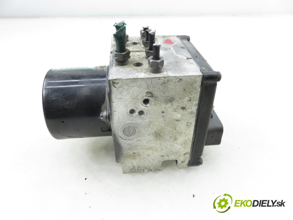 PEUGEOT 407 SW (6E_) KOMBI 2003 80,00 1.6 HDi 110 - 9HZ (DV6TED4) 1560,00 Pumpa ABS 9658028480 ; 15710601 ; S118676001L (Pumpa ABS)