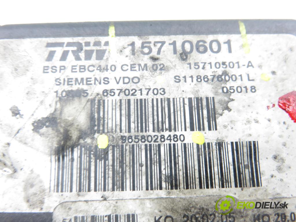 PEUGEOT 407 SW (6E_) KOMBI 2003 80,00 1.6 HDi 110 - 9HZ (DV6TED4) 1560,00 Pumpa ABS 9658028480 ; 15710601 ; S118676001L (Pumpa ABS)