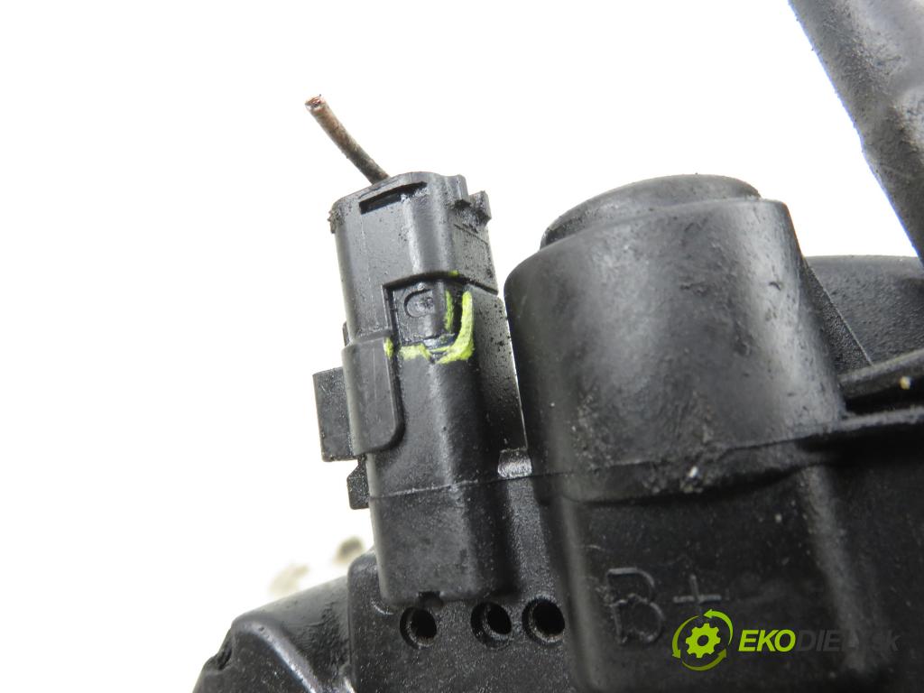 PEUGEOT 407 SW (6E_) KOMBI 2003 80,00 1.6 HDi 110 - 9HZ (DV6TED4) 1560,00 Alternátor 9646321780 (Alternátor)