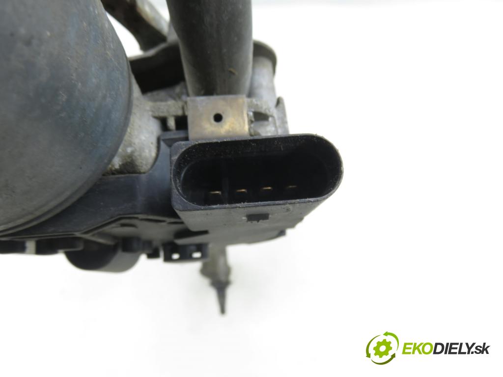 AUDI A3 (8P1) HB 2003 77,00 1.9 TDI PD 105 - BKC 1896,00 Motorček stieračov 8P1955119E ; 0390241995 ; 8P1955023F