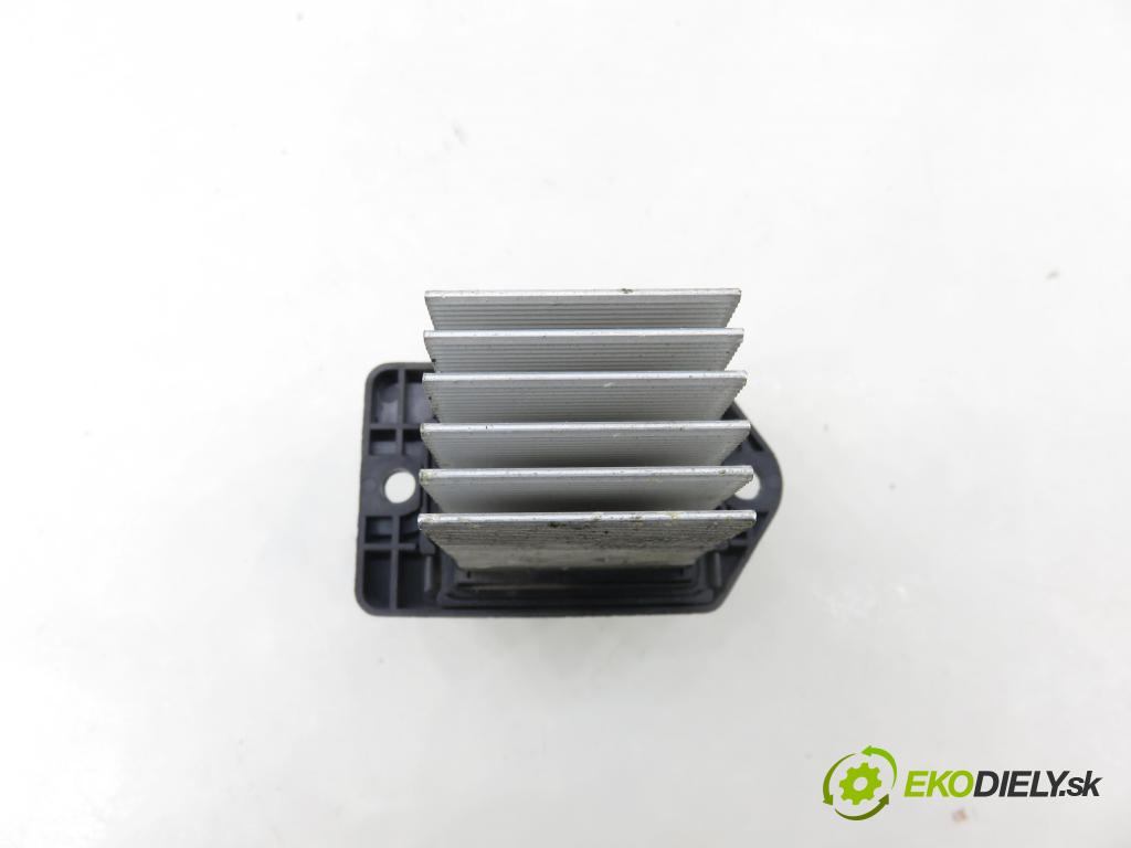 HYUNDAI i40 CW (VF) KOMBI 2012 100,00 1.7 CRDi 136 - D4FD 1685,00 rezistor / REOSTAT: topení