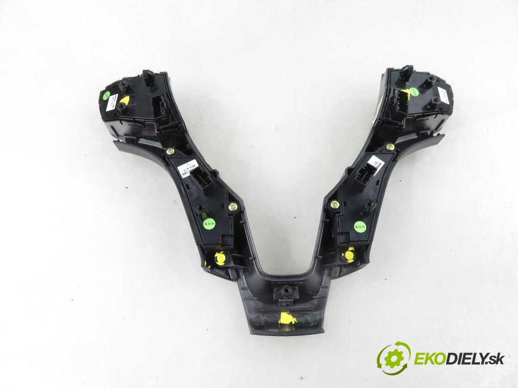 HYUNDAI i40 CW (VF) KOMBI 2012 100,00 1.7 CRDi 136 - D4FD 1685,00 Ovládač rádia 967903Z130RY