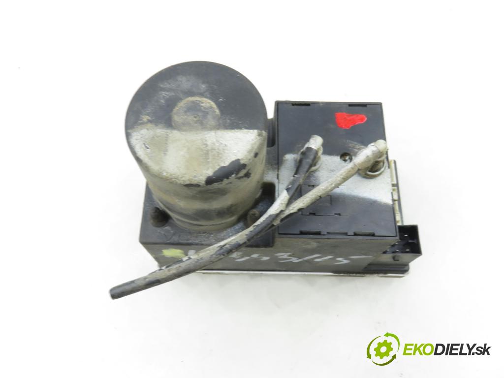 SEAT LEON (1M1) HB 2002 77,00 1.6 16 V - AZD 1598,00 pumpa zámku centrálneho 8L0862257A