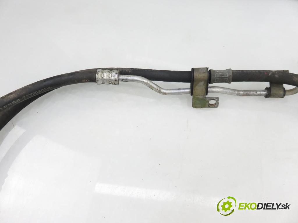 SUBARU IMPREZA kombi (GG) KOMBI 2005 123,00 2.5 167 2457,00 rúrka / Rúra servočerpadlo