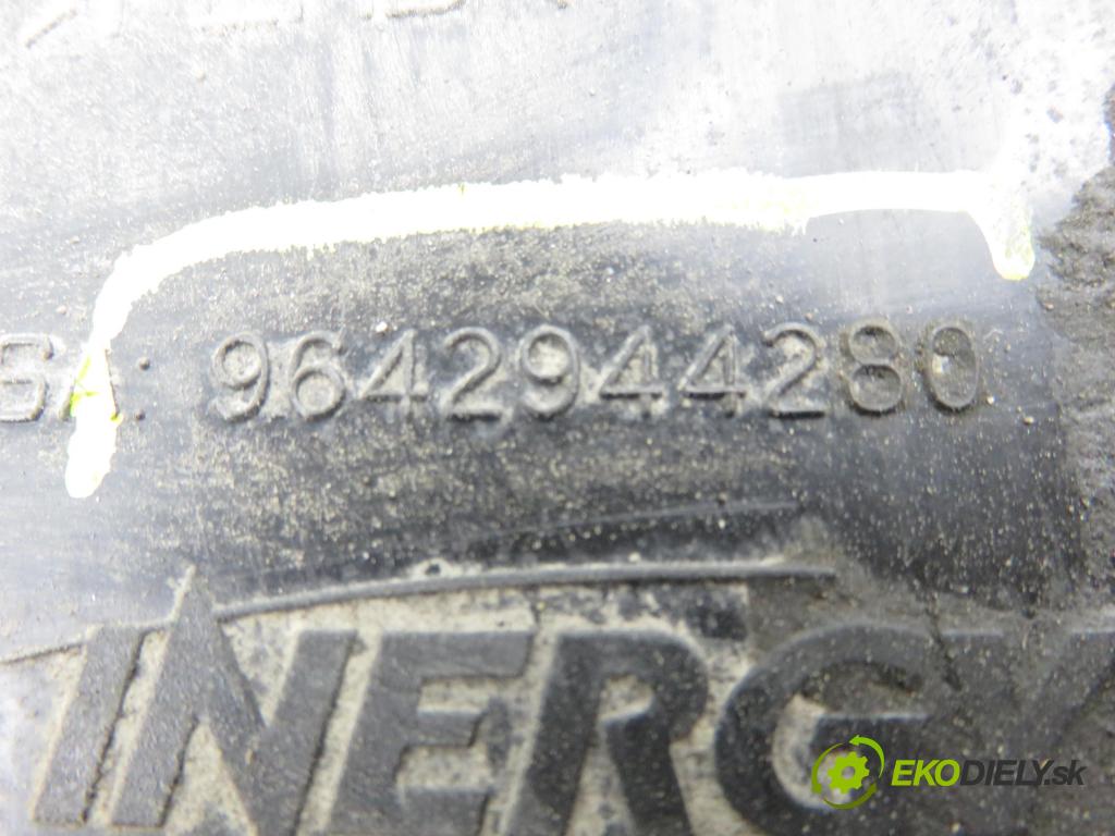 PEUGEOT 407 SW (6E_) KOMBI 2003 80,00 1.6 HDi 110 - 9HZ (DV6TED4) 1560,00 Nádržka KAPALINA: FAP 9654039680 ; 9642944280