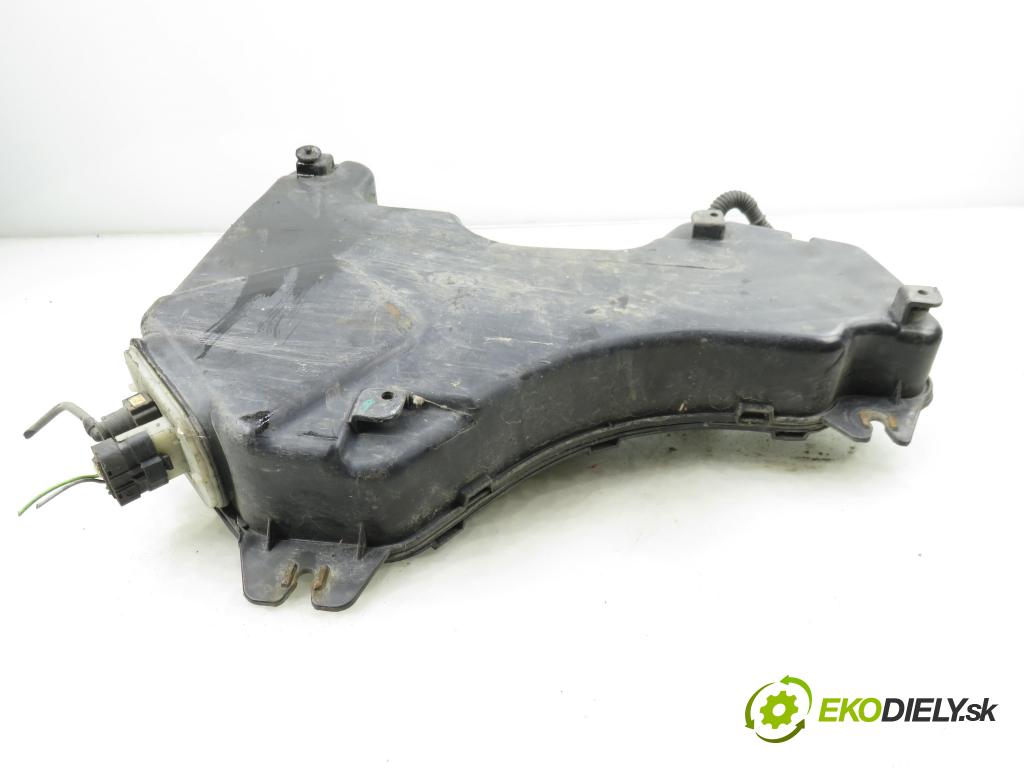 PEUGEOT 407 SW (6E_) KOMBI 2003 80,00 1.6 HDi 110 - 9HZ (DV6TED4) 1560,00 Nádržka KAPALINA: FAP 9654039680 ; 9642944280