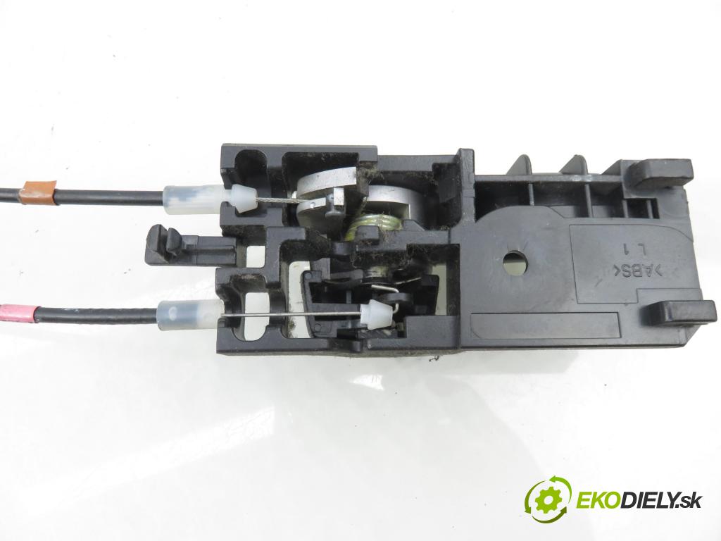 SUZUKI SX4 (EY, GY) CROSSOVER 2008 79,00 1.6 VVT 4x4 (RW 416) 107 - M16A 1586,00 zámok 8220279J30