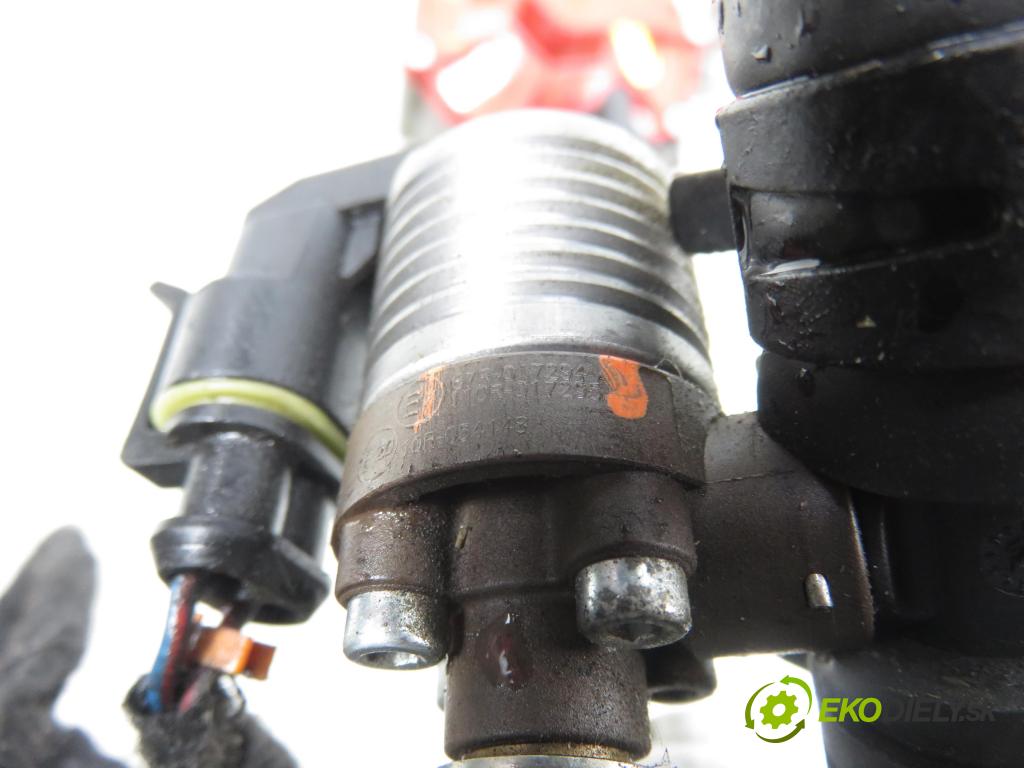 MITSUBISHI OUTLANDER II (CW_W) SUV 2008 125,00 2.4 MIVEC 4WD (CW5W) - 4B12 2360,00 LPG komplentny 67R014903 ; 67R014619 ; 67R017294