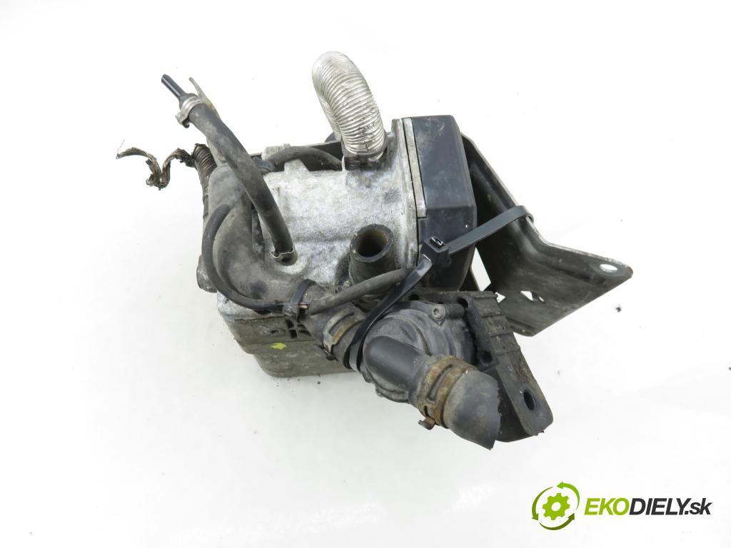 BMW 5 (E60) SEDAN 2005 0,00 530 d - M57 D30 (306D2) 2993,00 Webasto 9000953M (Webasto (nezávislé kúrenie))