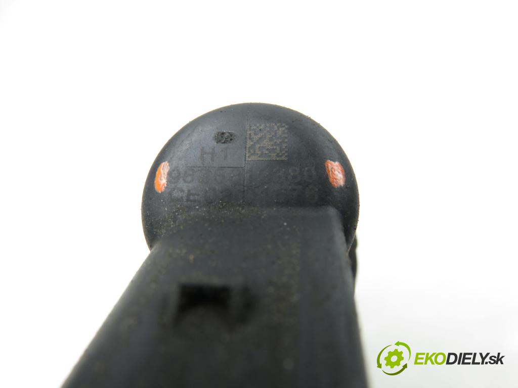 PEUGEOT PARTNER Combispace (5F) KOMBIVAN 2003 66,00 2.0 HDI - RHY (DW10TD) 1997,00 vstřikovač 9636819380 (Vstřikovač paliva)