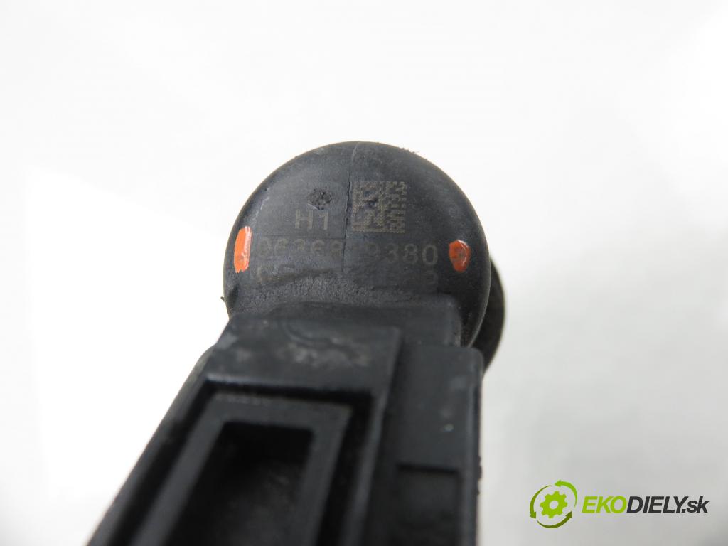 PEUGEOT PARTNER Combispace (5F) KOMBIVAN 2003 66,00 2.0 HDI - RHY (DW10TD) 1997,00 vstřikovač 9636819380 (Vstřikovač paliva)