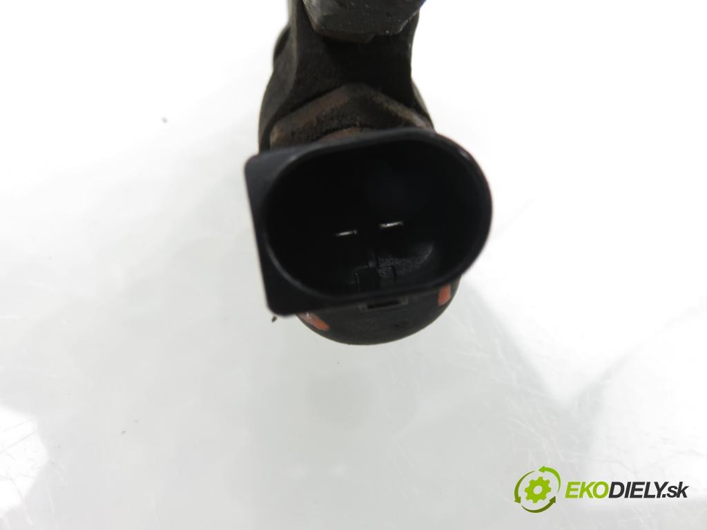 PEUGEOT PARTNER Combispace (5F) KOMBIVAN 2003 66,00 2.0 HDI - RHY (DW10TD) 1997,00 vstřikovač 9636819380 (Vstřikovač paliva)