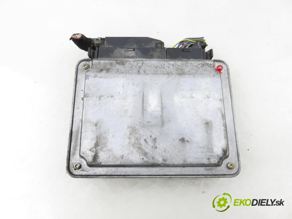 VW BORA (1J2) SEDAN 2000 66,00 1.9 TDI - AGR 1896,00 Riadiaca jednotka Motor 038906018BL ; 0281001845