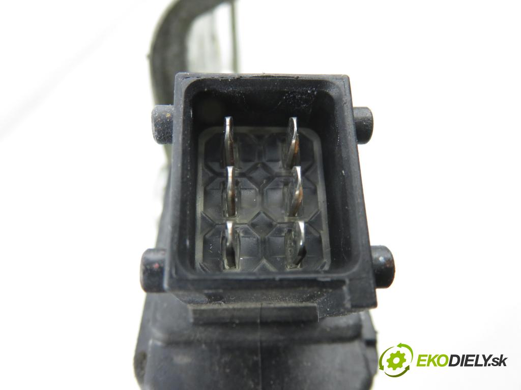 TOYOTA COROLLA kombi (_E12_) KOMBI 2004 66,00 2.0 D-4D (CDE120_) - 1CD-FTV 1995,00 Mechanizmus okien 6982002150