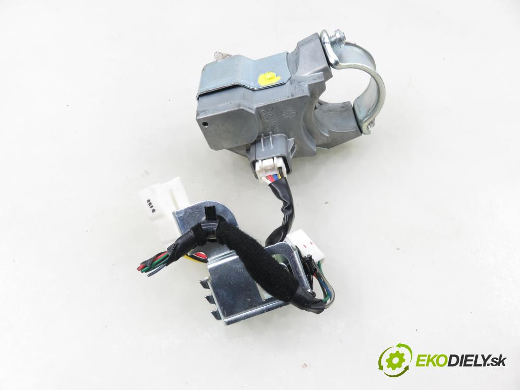 HYUNDAI i40 CW (VF) KOMBI 2012 100,00 1.7 CRDi 136 - D4FD 1685,00 blokáda tyče volantu 819003Z000