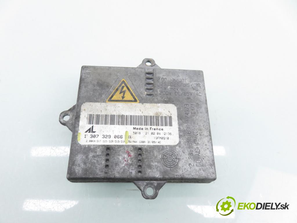 AUDI A3 (8P1) HB 2003 77,00 1.9 TDI PD 105 - BKC 1896,00 Menič xenonová 1307329066