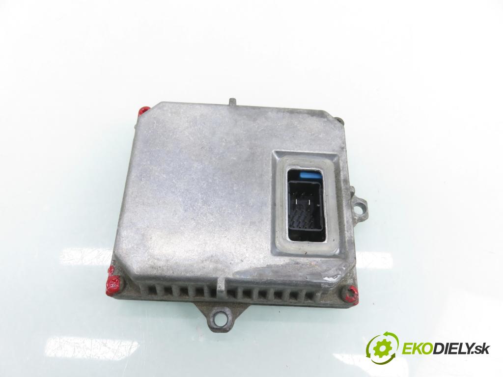 AUDI A3 (8P1) HB 2003 77,00 1.9 TDI PD 105 - BKC 1896,00 Menič xenonová 1307329066