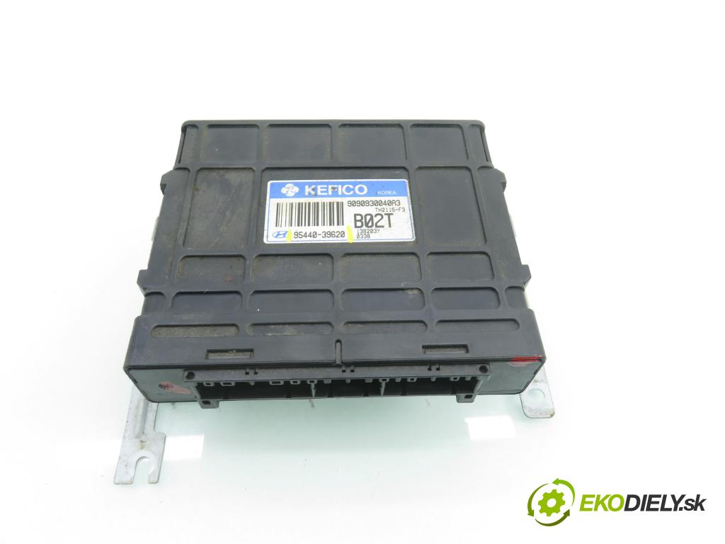 HYUNDAI SANTA FÉ I (SM) SUV 2004 127,00 2.7 V6 4x4 - G6BA 2656,00 řídící jednotka převodovky 9544039620