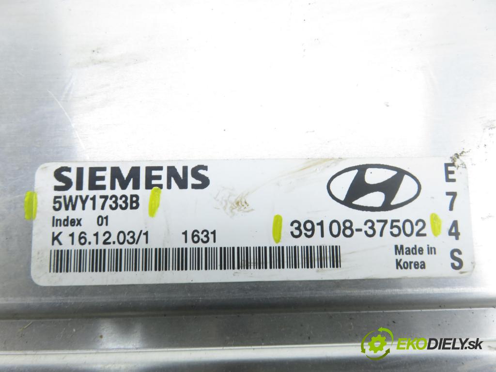 HYUNDAI SANTA FÉ I (SM) SUV 2004 127,00 2.7 V6 4x4 - G6BA 2656,00 Riadiaca jednotka Motor 3910837502 ; 5WY1733B