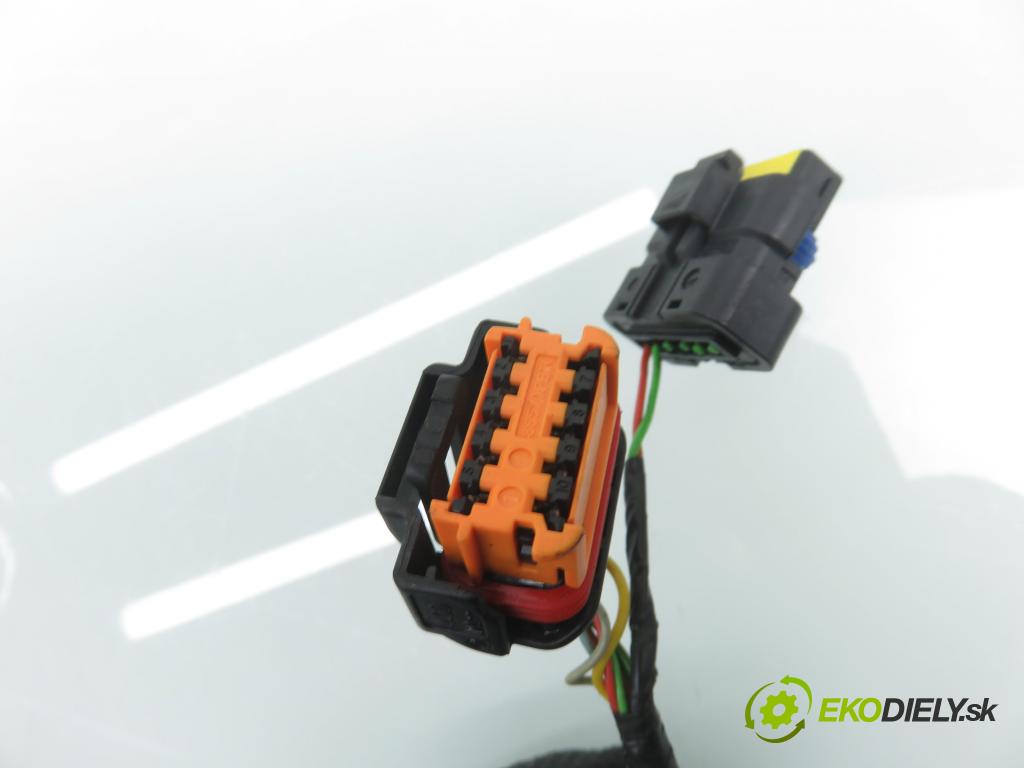 PEUGEOT 508 SW I (8E_) KOMBI 2011 115,00 1.6 THP - 5FV (EP6CDT) 1598,00 Spätné zrkadlo LE