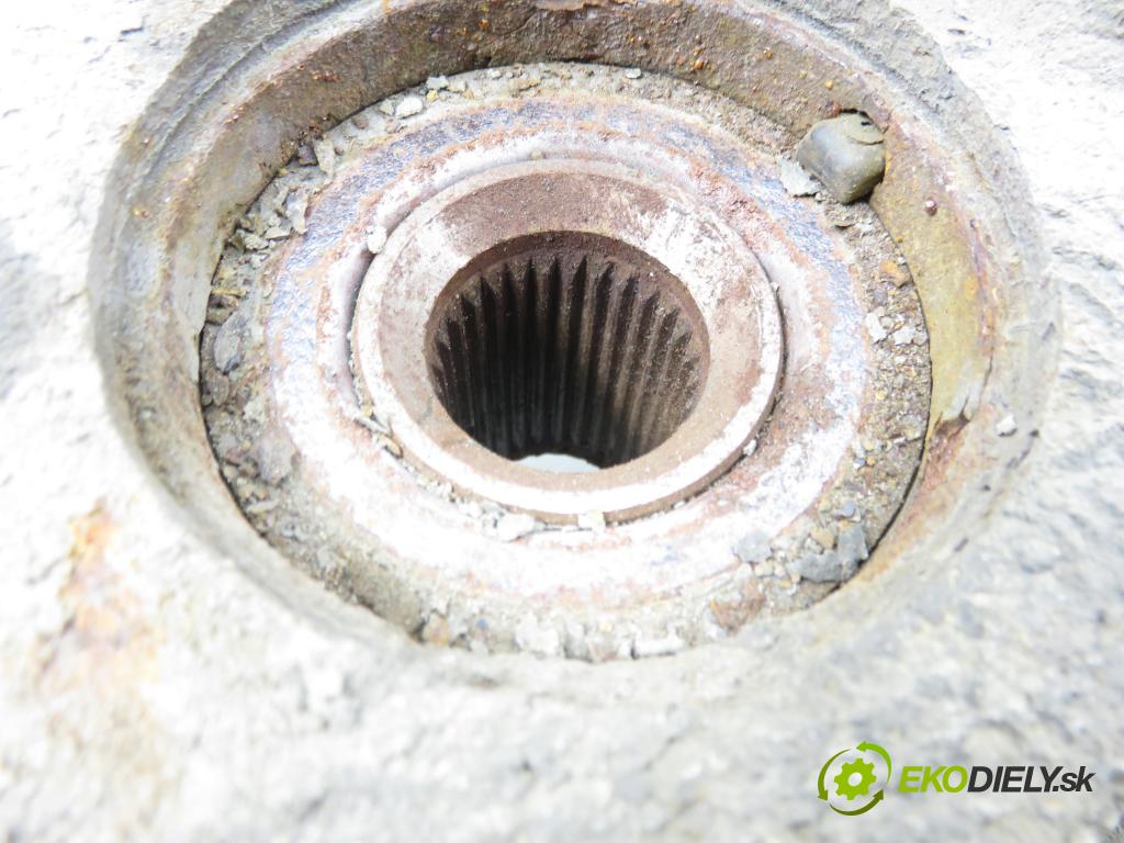 MITSUBISHI OUTLANDER II (CW_W) SUV 2008 125,00 2.4 MIVEC 4WD (CW5W) - 4B12 2360,00 náboj PP ABS