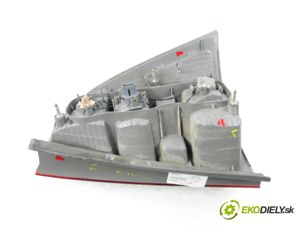 TOYOTA COROLLA kombi (_E12_) KOMBI 2004 66,00 2.0 D-4D (CDE120_) - 1CD-FTV 1995,00 Svetlo ľavé zadné