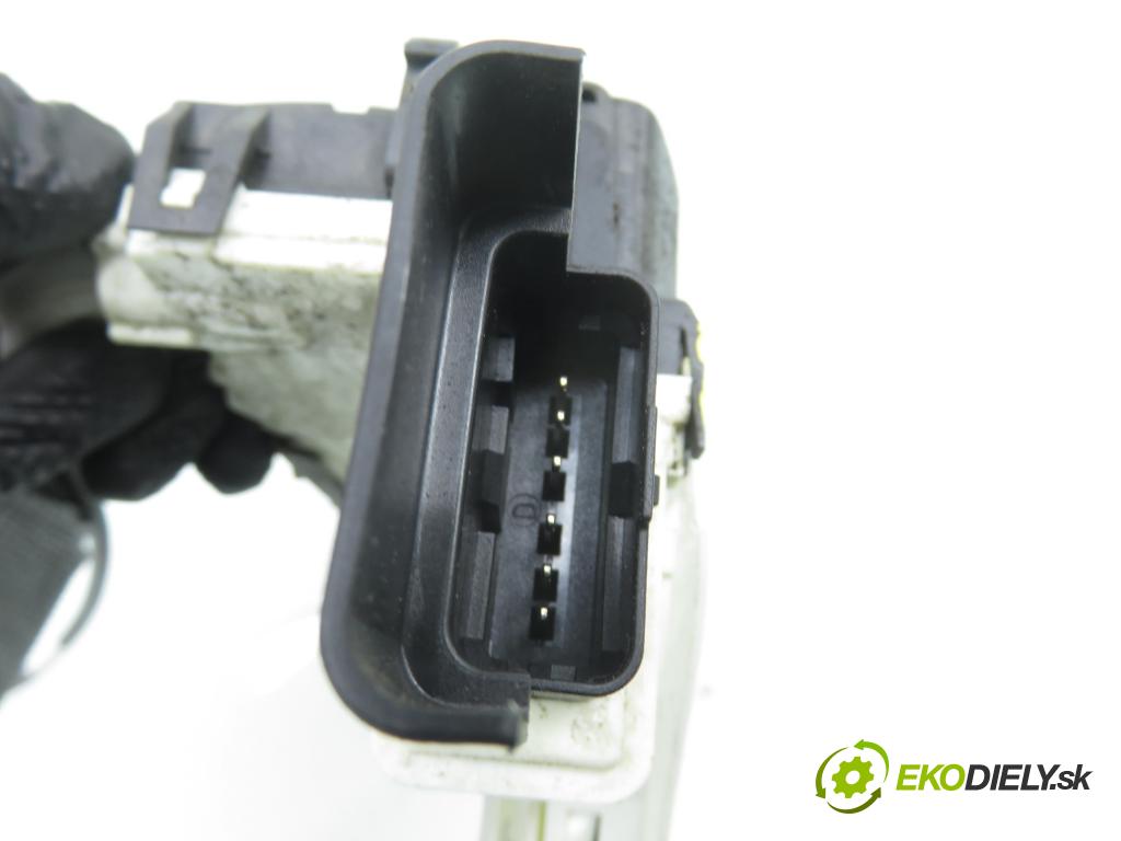 PEUGEOT 508 SW I (8E_) KOMBI 2011 115,00 1.6 THP - 5FV (EP6CDT) 1598,00 zámok 851916