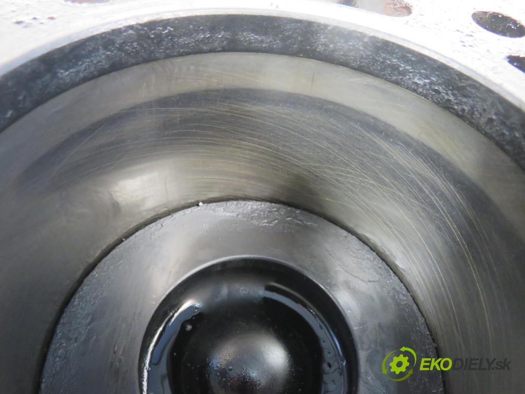 CITROEN JUMPER Skrzynia FURGON 2011 74,00 2.2 HDi 100 - 4HV (P22DTE) 2198,00 blok Motor  (Blok motora)