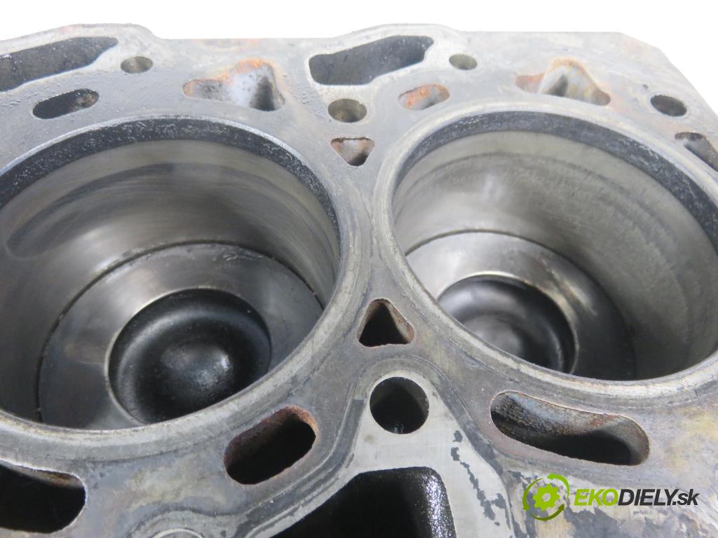 CITROEN JUMPER Skrzynia FURGON 2011 74,00 2.2 HDi 100 - 4HV (P22DTE) 2198,00 blok Motor  (Blok motora)