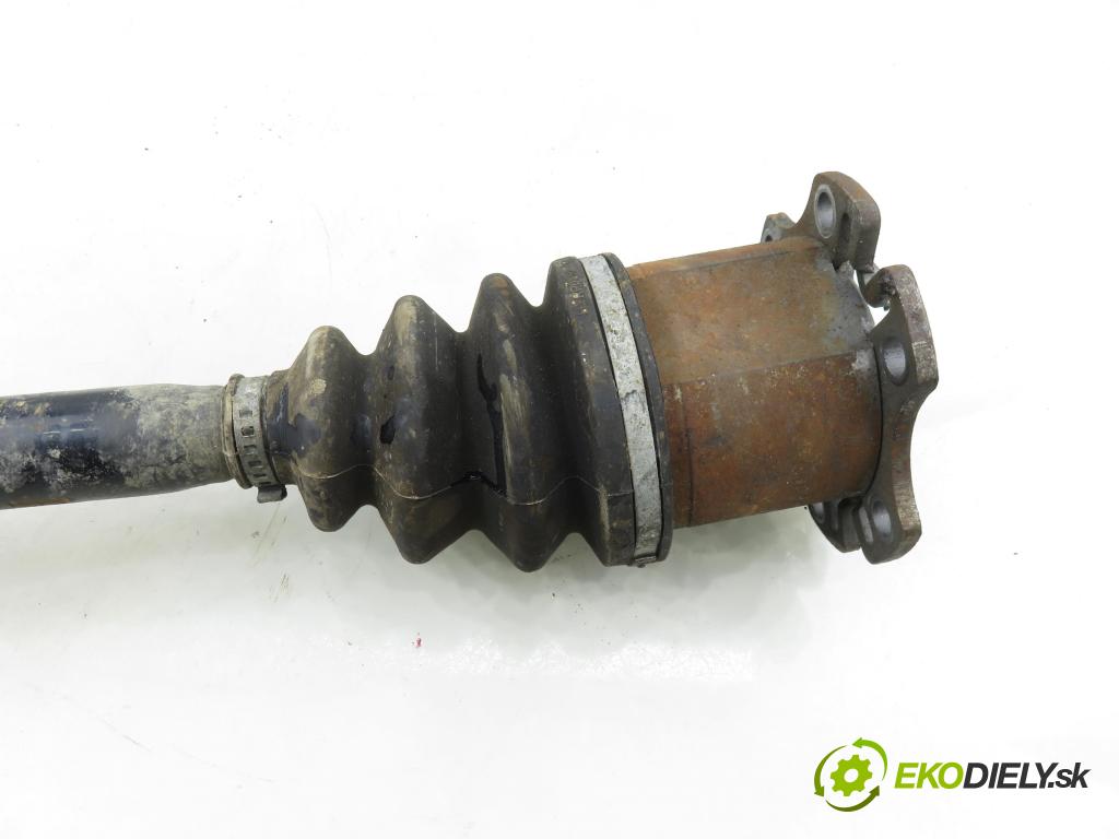 AUDI A4 (8E2, B6) SEDAN 2002 74,00 1.9 TDI PD 101 - AVB 1896,00 poloos PP 8E0407272S