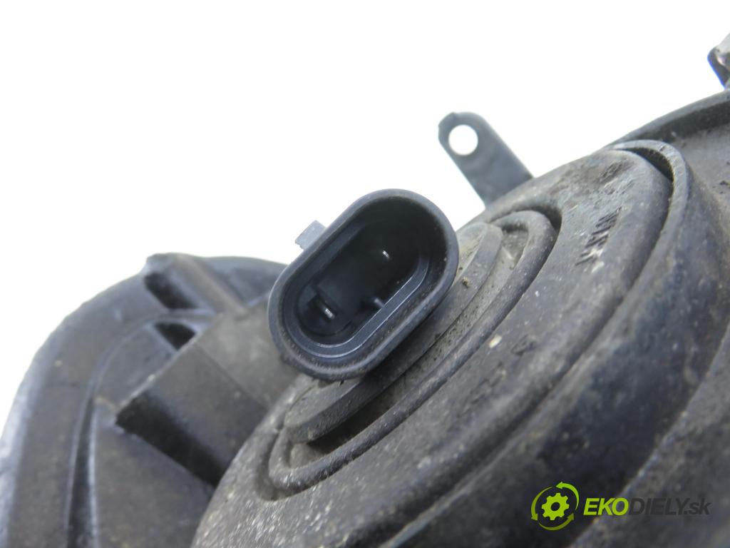 TOYOTA AVENSIS VERSO (_M2_) MINIVAN 2003 85,00 2.0 D (CLM20_) - 1CD-FTV 1995,00 Svetlo LP