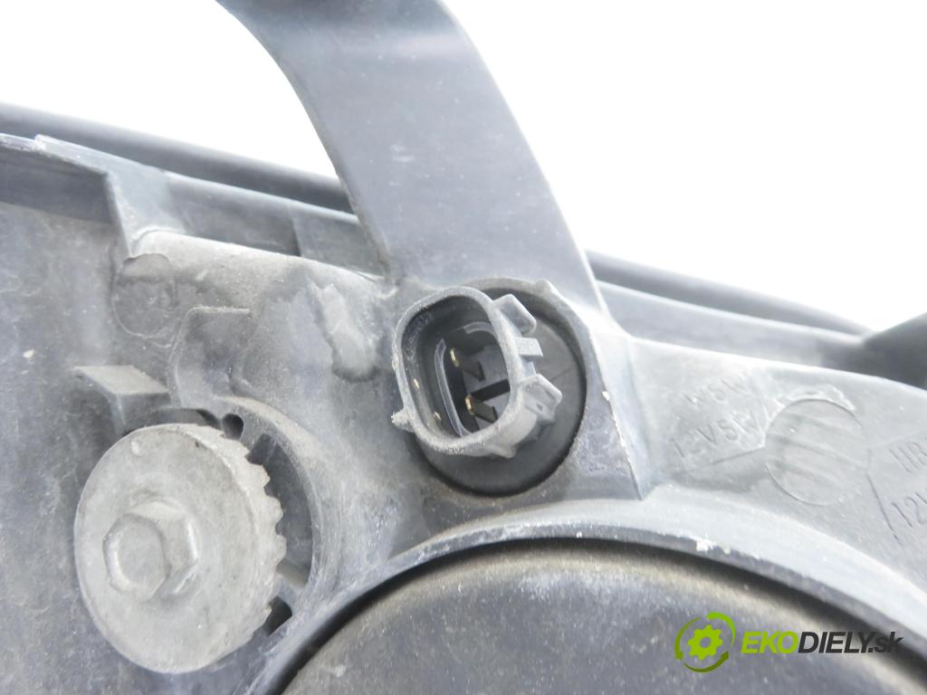 TOYOTA AVENSIS VERSO (_M2_) MINIVAN 2003 85,00 2.0 D (CLM20_) - 1CD-FTV 1995,00 Svetlo LP