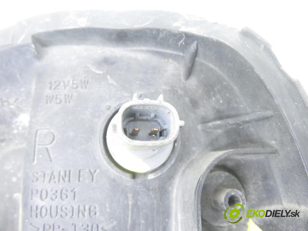 SUZUKI IGNIS (FH) HB 2002 61,00 1.3 (HV51, HX51, RG413) - M13A 1328,00 Svetlo PP P0361R