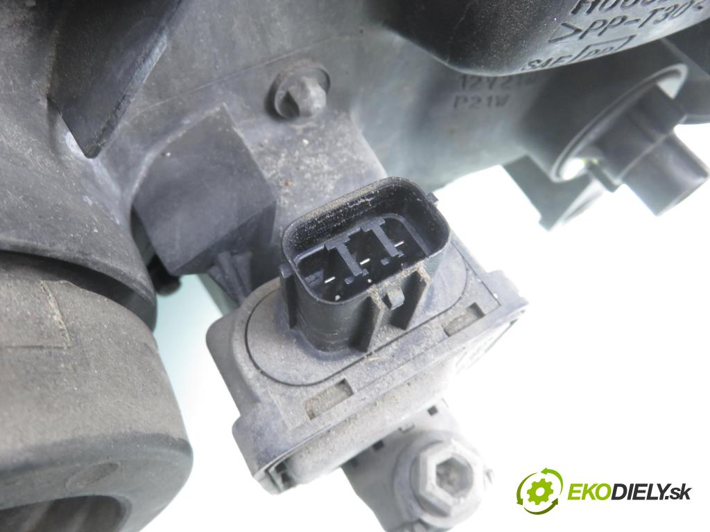 SUZUKI IGNIS (FH) HB 2002 61,00 1.3 (HV51, HX51, RG413) - M13A 1328,00 Svetlo PP P0361R