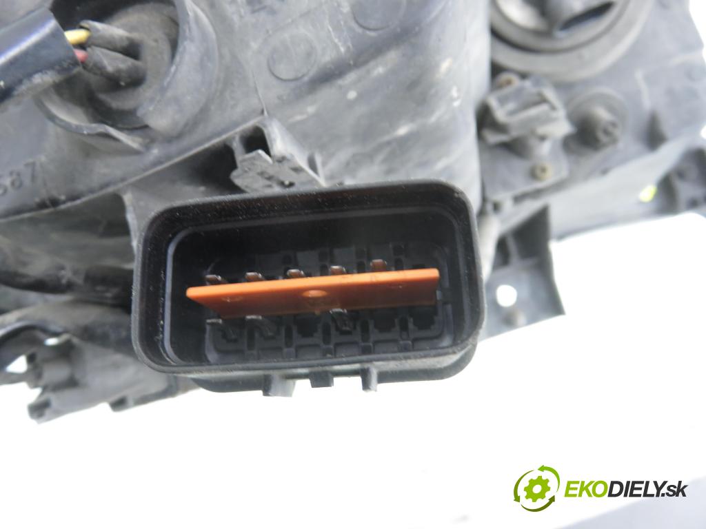 MITSUBISHI OUTLANDER II (CW_W) SUV 2008 125,00 2.4 MIVEC 4WD (CW5W) - 4B12 2360,00 Svetlo LP P5589L