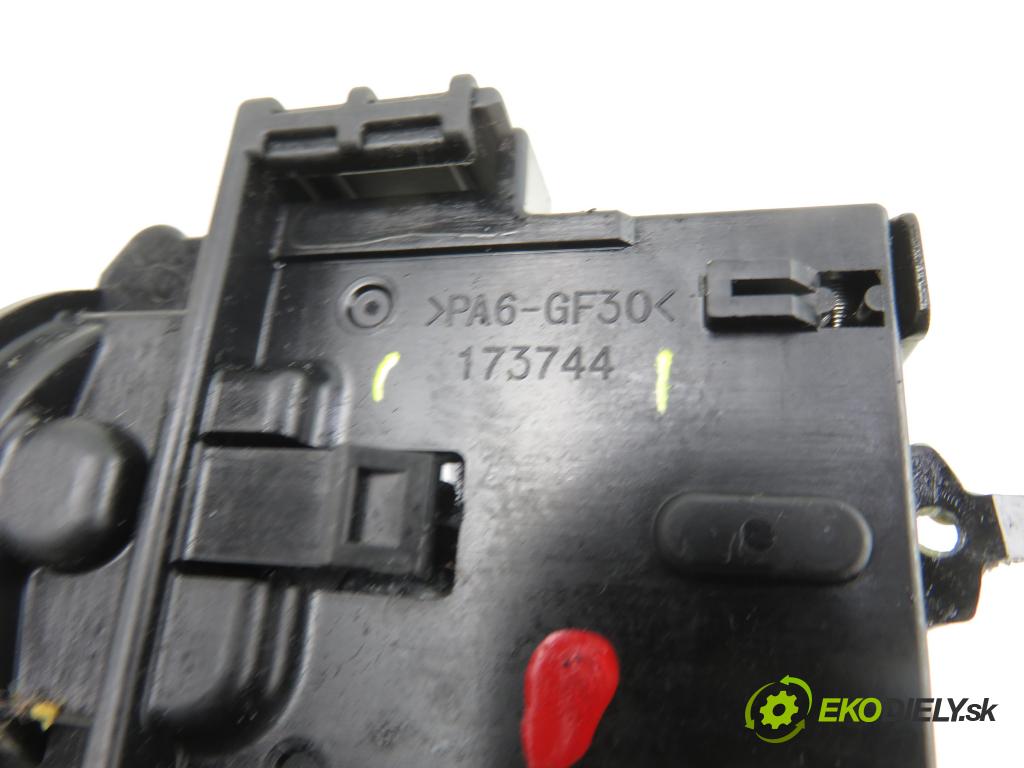 SUZUKI SX4 (EY, GY) CROSSOVER 2008 79,00 1.6 VVT 4x4 (RW 416) 107 - M16A 1586,00 / páčka ľavá strana 173744