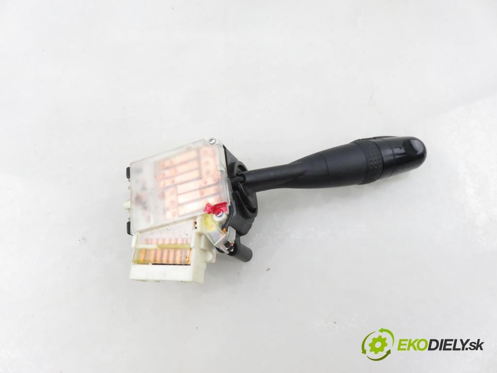 SUZUKI SX4 (EY, GY) CROSSOVER 2008 79,00 1.6 VVT 4x4 (RW 416) 107 - M16A 1586,00 / páčka ľavá strana 173744