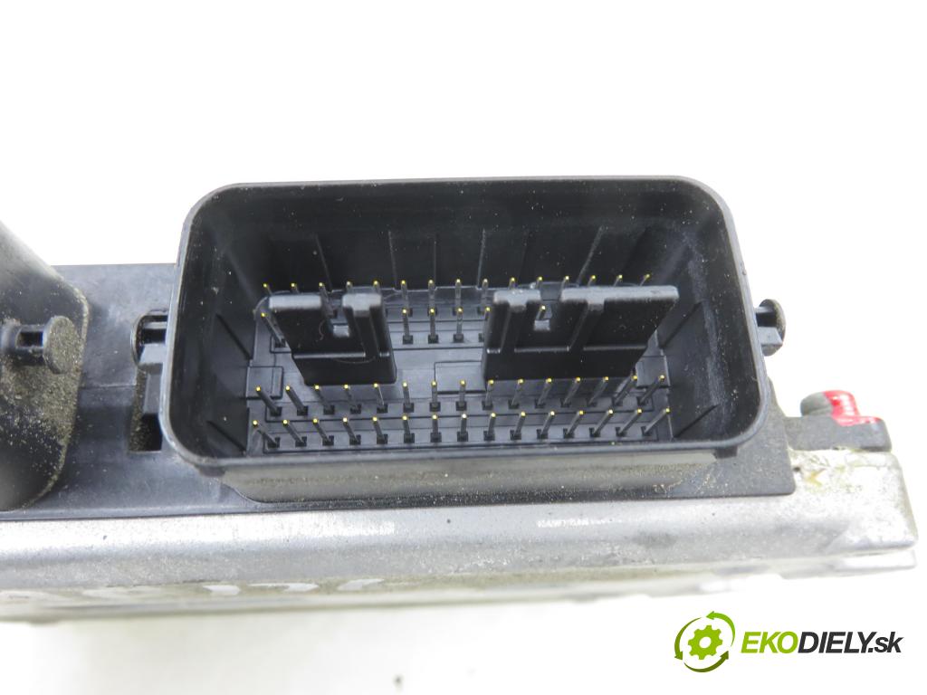 SUZUKI SX4 (EY, GY) CROSSOVER 2008 79,00 1.6 VVT 4x4 (RW 416) 107 - M16A 1586,00 Riadiaca jednotka Motor 3392079J23 ; MB1123002564