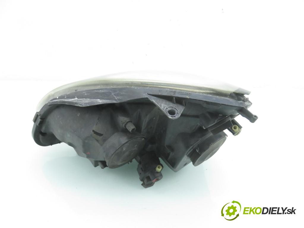 RENAULT CLIO II (BB_, CB_) HB 2003 72,00 1.4 16V (B/CB0P) - K4J 710 1390,00 Svetlo PP