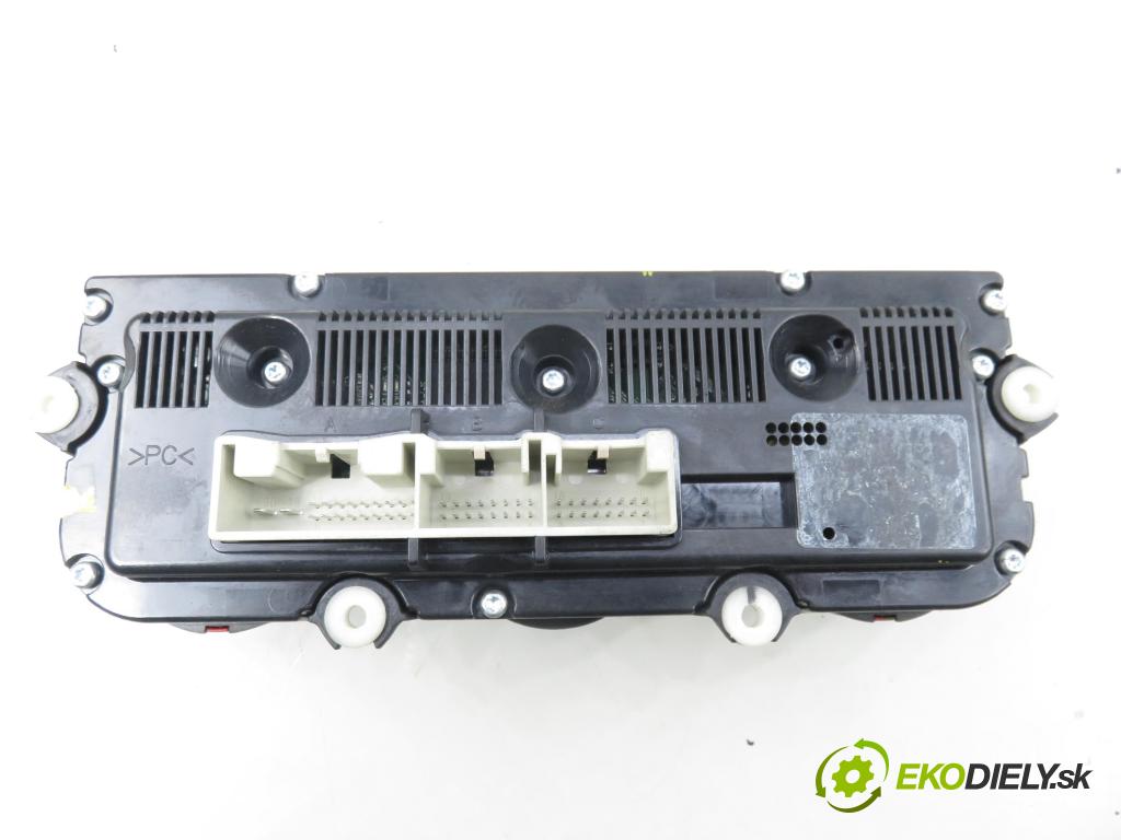 VW PASSAT B6 Variant (3C5) KOMBI 2006 103,00 2.0 TDI 16V - BKP 1968,00 Panel kúrenia KLIMATRONIK 746775