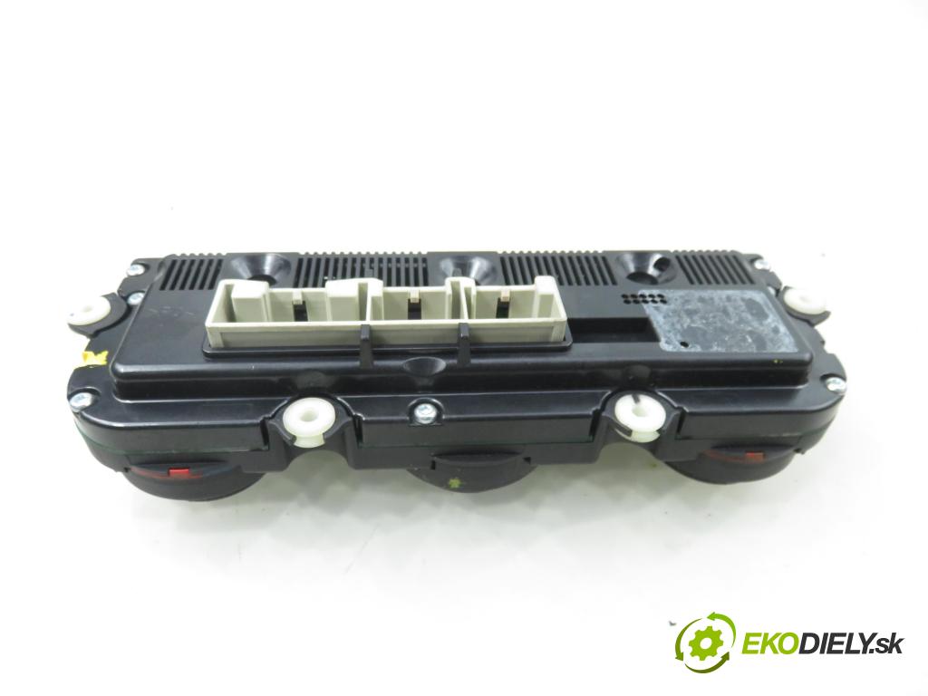 VW PASSAT B6 Variant (3C5) KOMBI 2006 103,00 2.0 TDI 16V - BKP 1968,00 Panel kúrenia KLIMATRONIK 746775