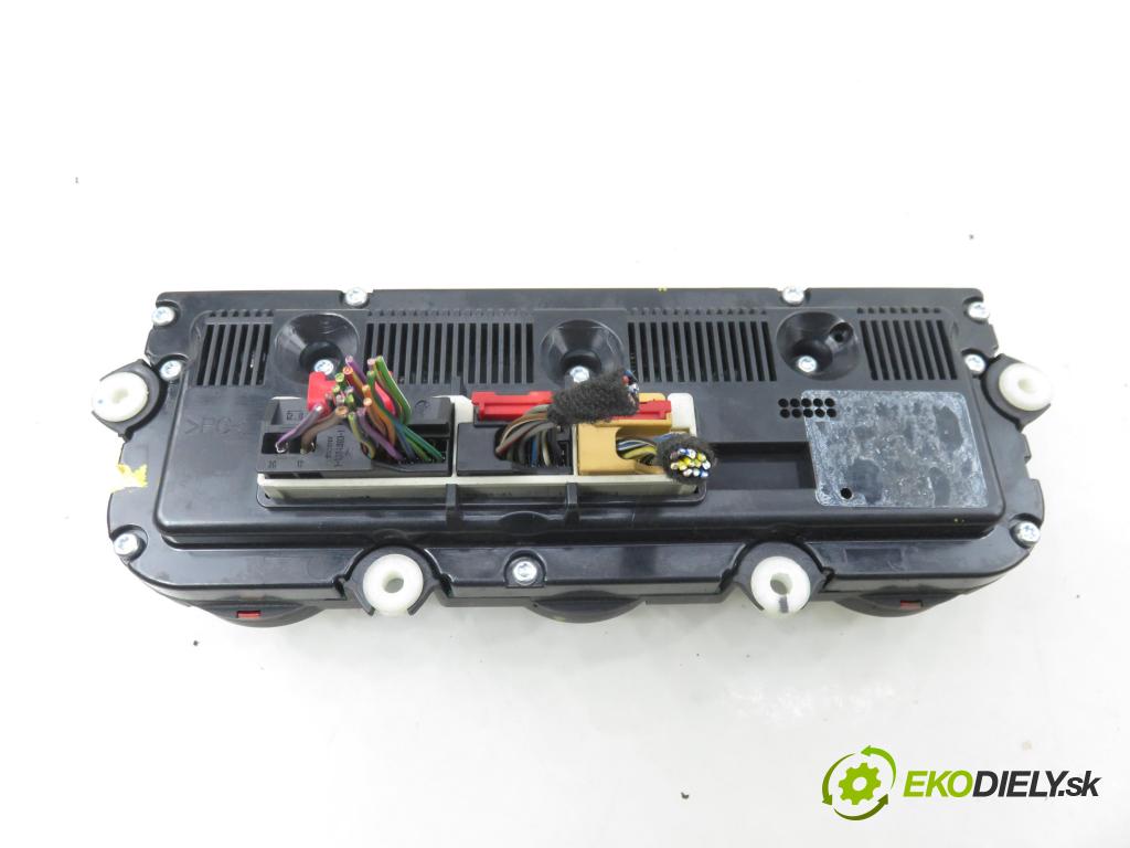 VW PASSAT B6 Variant (3C5) KOMBI 2006 103,00 2.0 TDI 16V - BKP 1968,00 Panel kúrenia KLIMATRONIK 746775