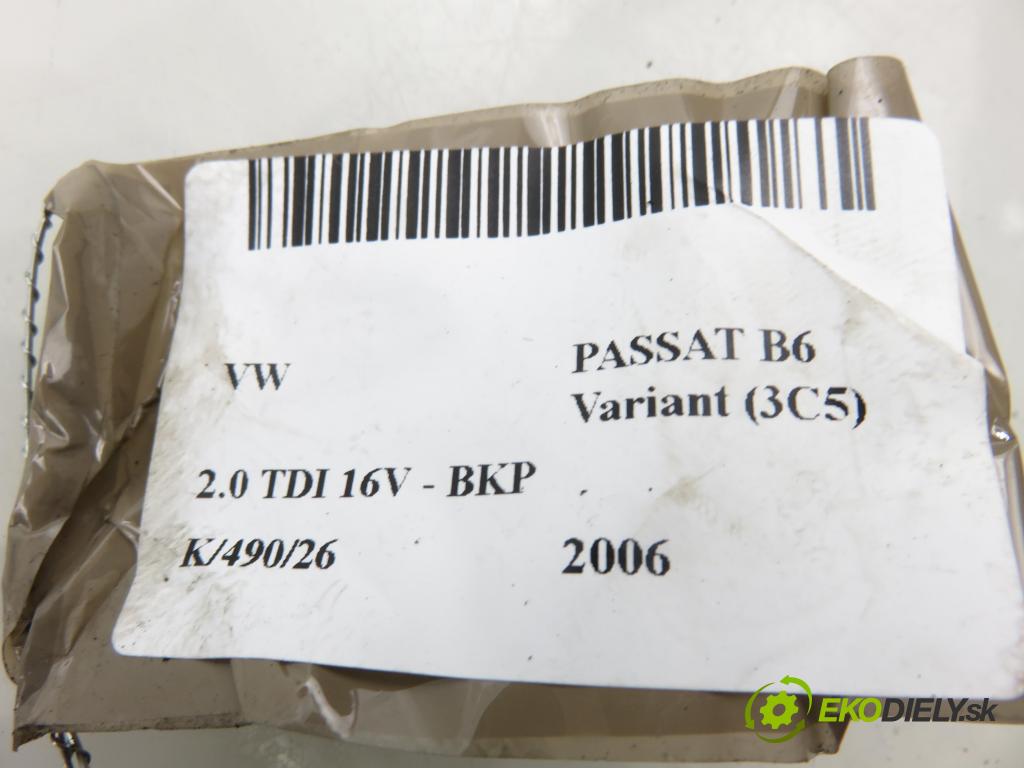 VW PASSAT B6 Variant (3C5) KOMBI 2006 103,00 2.0 TDI 16V - BKP 1968,00 Panel kúrenia KLIMATRONIK 746775