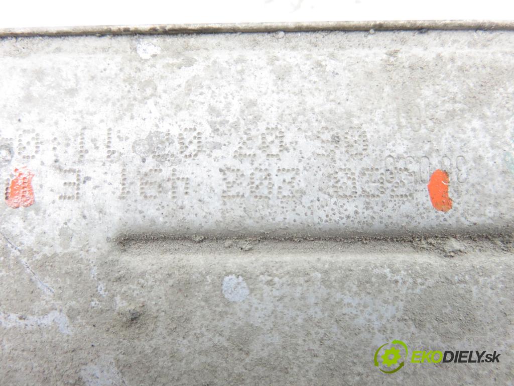 VW PASSAT B6 Variant (3C5) KOMBI 2006 103,00 2.0 TDI 16V - BKP 1968,00 Chladič paliva 3C0203491E