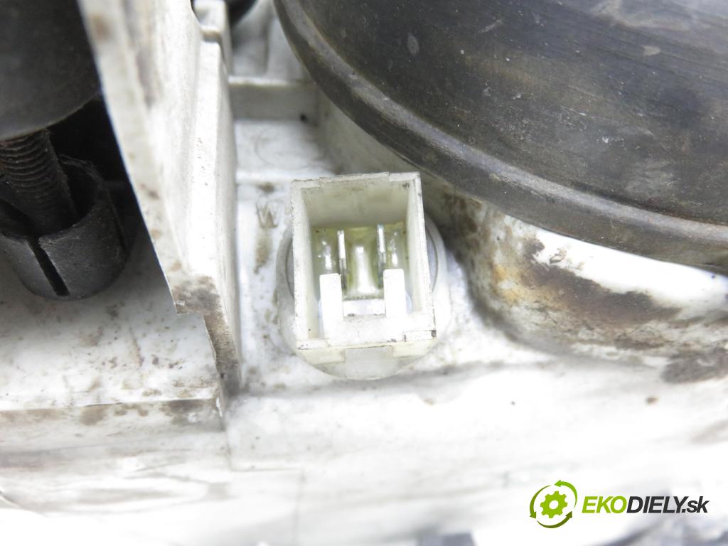 FIAT SEICENTO / 600 (187_) HB 1999 29,00 0.9 39 - 1170 A1.046 899,00 Svetlo PP